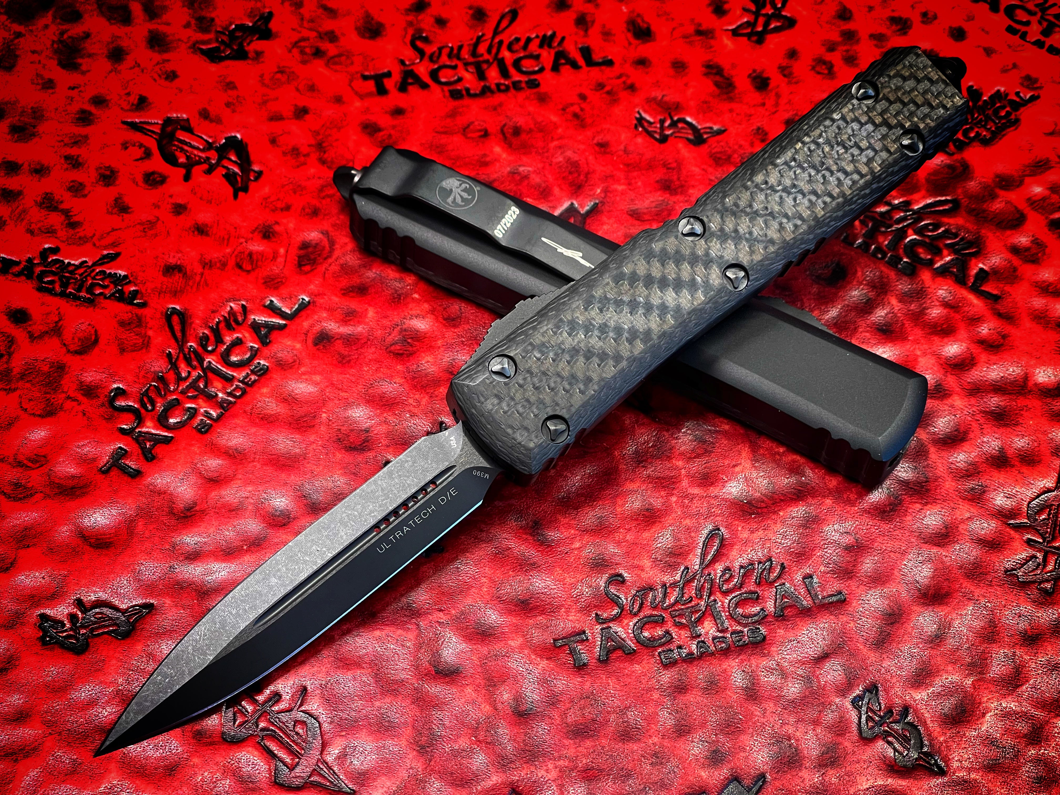 Microtech Ultratech Carbon Fiber OTF Automatic Knife 3.4 Dagger