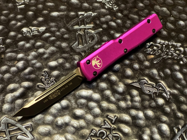 Microtech UTX-70 OTF Automatic Knife Tanto Edge Standard Violet