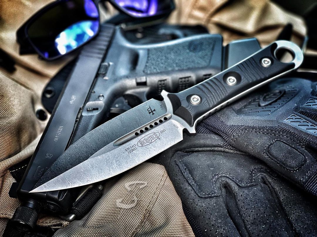 Shop Fixed Blade Knives at Southern Blades