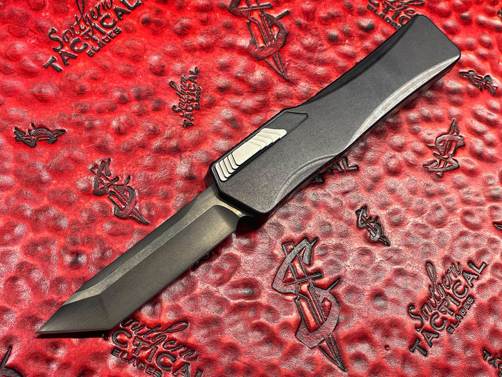 Heretic Knives Cleric Tanto Grind DLC, Aluminum Body, First Run