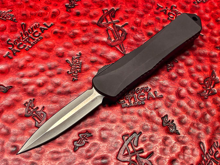 Heretic Knives Manticore E, Double Edge Stonewash Standard Double Action OTF SN 002