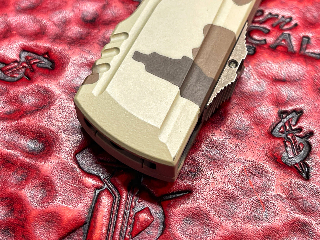 Microtech Luminary ZBP D/E – Desert Camo | Full Serrated | Signature Series (Pre-Owned)