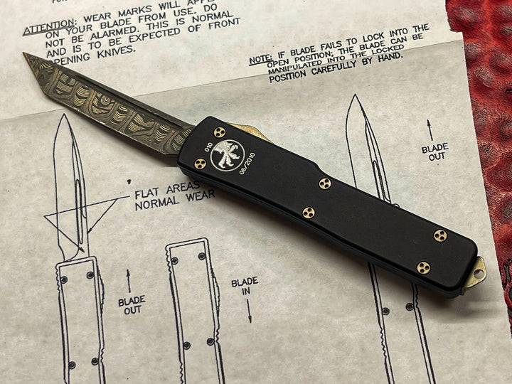 Microtech UTX-70 Tanto Edge, Damascus Flat Body w/ Bronze Accents, Double Action OTF Knife