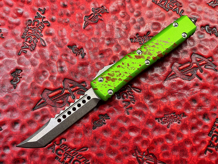Microtech Ultratech Hellhound Tanto Stonewash Standard Zombie Tech