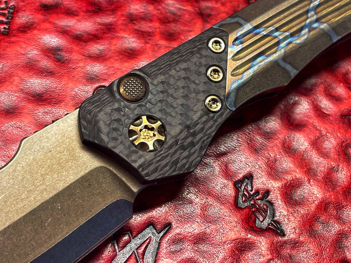 Heretic knives Wraith Auto OTS, Blued Takefu Shiro 2 San Mai, Carbon Fiber Bolster, Flamed Titanium w/ Bronze Titanium Accents