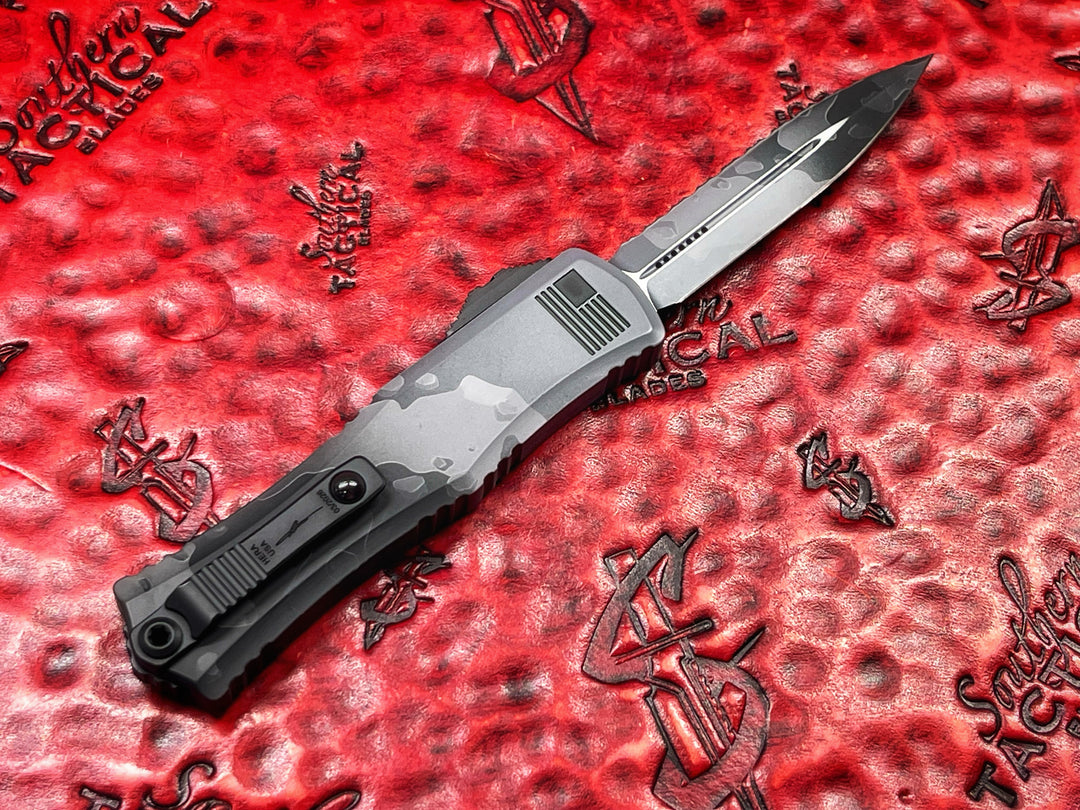 Microtech Hera II Mini, Double Edge Full Serrated Blade Show Texas Edition, Double Action OTF knife