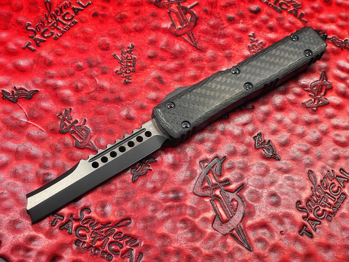 Microtech Ultratech Hellhound Razor, Carbon Fiber Top, Signature Series, Double Action OTF Knife