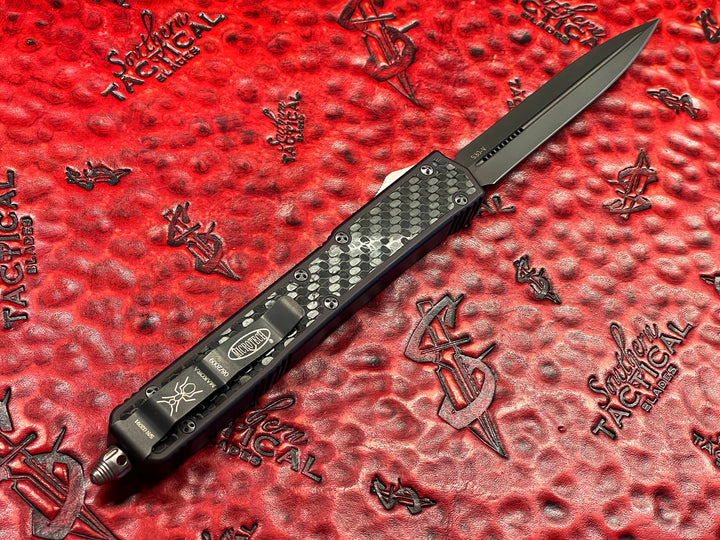 Microtech Knives Makora II Double Edge DLC, Carbon Fiber In-Lay, Standard Hardware, Double Action OTF Knife