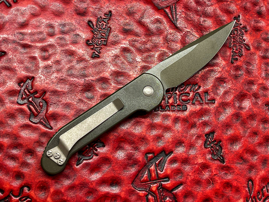 Microtech Mini UMS Single Edge, Green Plain Edge, Green Handle, Automatic OTS Knife