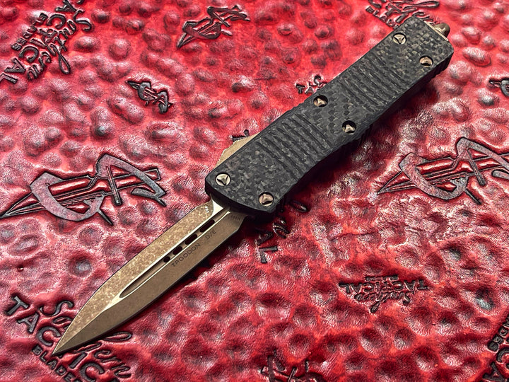 Microtech Troodon Double Edge Bronze, Carbon Fiber Top, Siganture Series, Serial #002