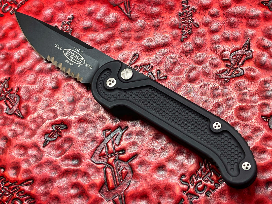 Microtech LUDT Single Edge, DLC Part Serrated Dimpled Scale, Vintage Automatic OTS Knife