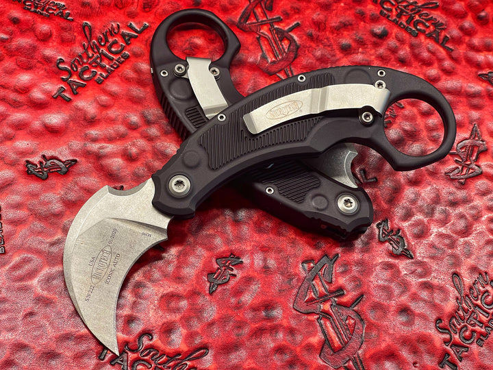 Microtech Knives / Bastinelli Knives Auto Iconic, folding Karambit Stonewash standard, (WITH SAFETY)