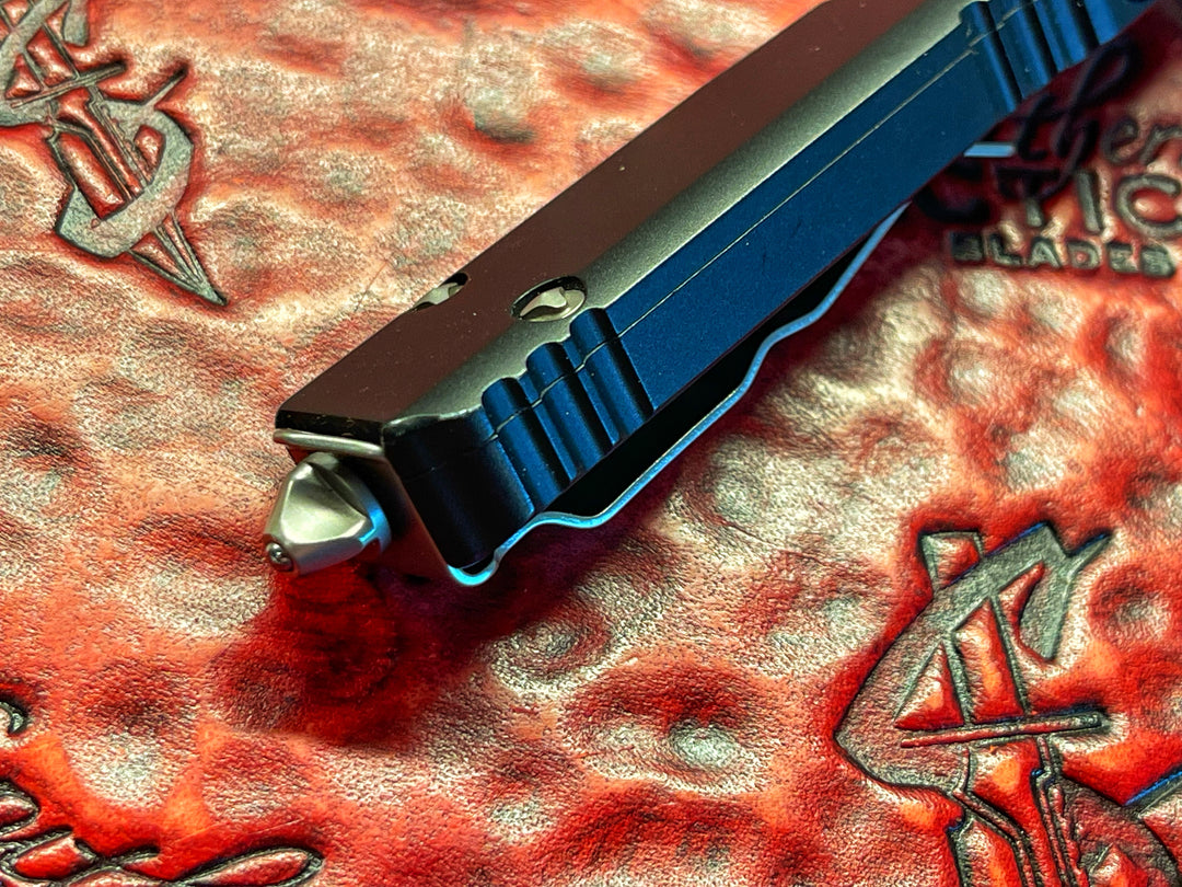 Microtech ULTRATECH WARHOUND Stonewashed Standard Signature Series (pre-owned)