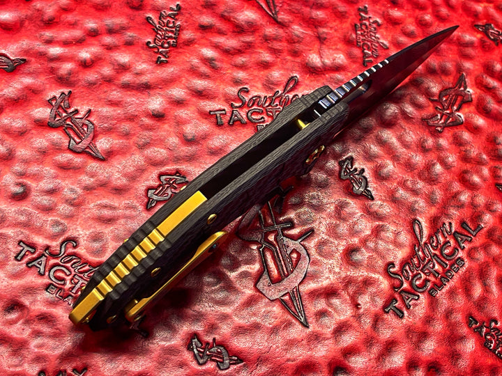 Heretic Knives Martyr Auto, Blued Damascus Blade, TiN Accents, Carbon Fiber Scales