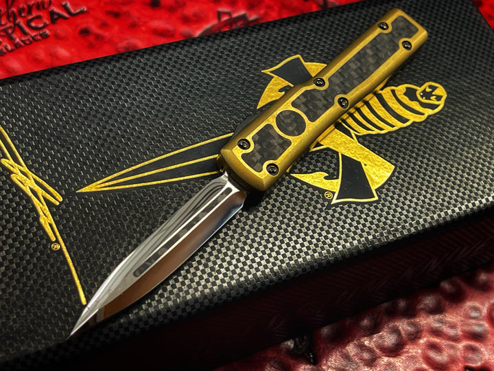 MARFIONE custom knives UTX-70, Mirror polished w/ Carbon fiber inlay, two tone brass w/ carbon fiber inlay, double action OTF Knife