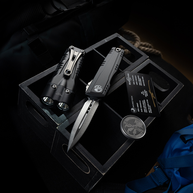 Microtech Luminary Zero Blade Play OTF Knife Set - Surefire Collab