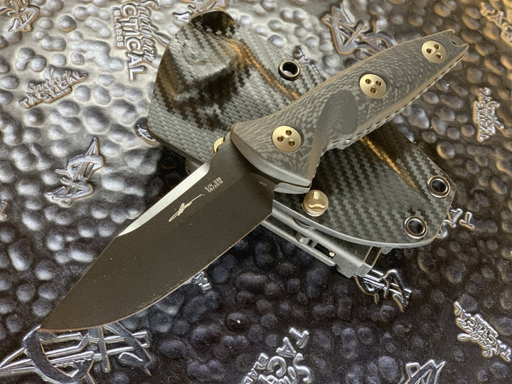 Microtech Mini Alpha Microtech Socom Alpha Mini Single Edge DLC W/ Carbon Fiber Scales Sign