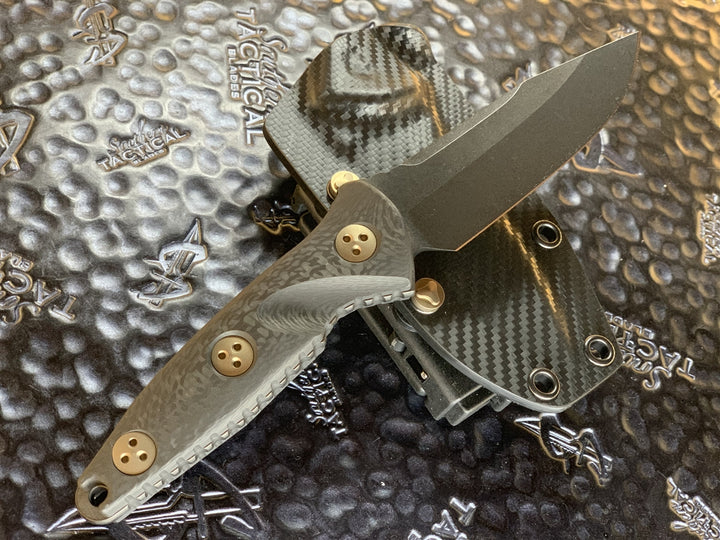 Microtech Alpha Scale Microtech Socom Alpha Mini Single Edge DLC W/ Carbon Fiber Scales Sign