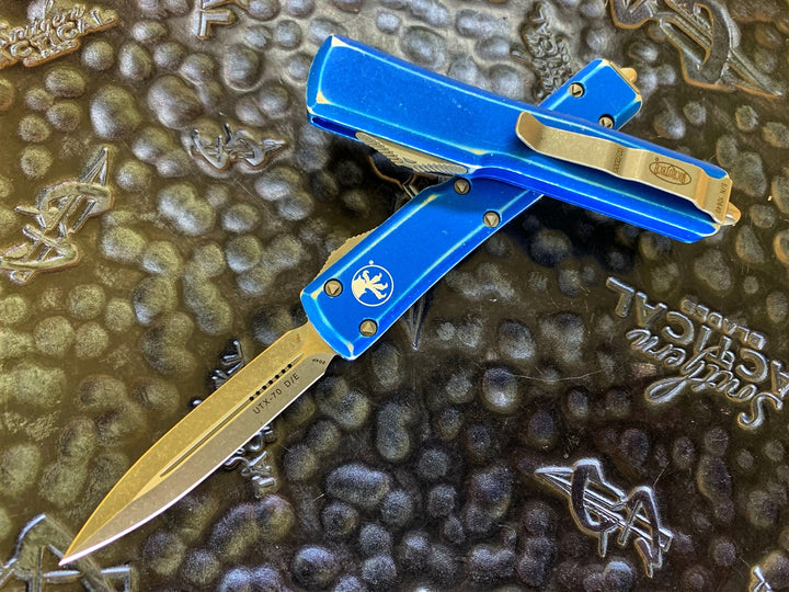 Microtech UTX-70 Double Edge Apocalyptic Standard Distressed Blue