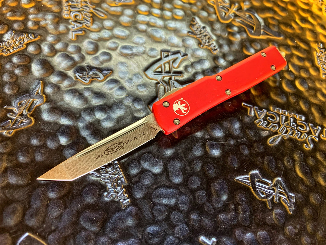 Microtech UTX-70 Tanto Edge Stonewashed Standard Red