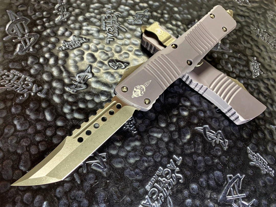 Microtech Combat Troodon Hellhound Tanto Apocalyptic Standard Grey