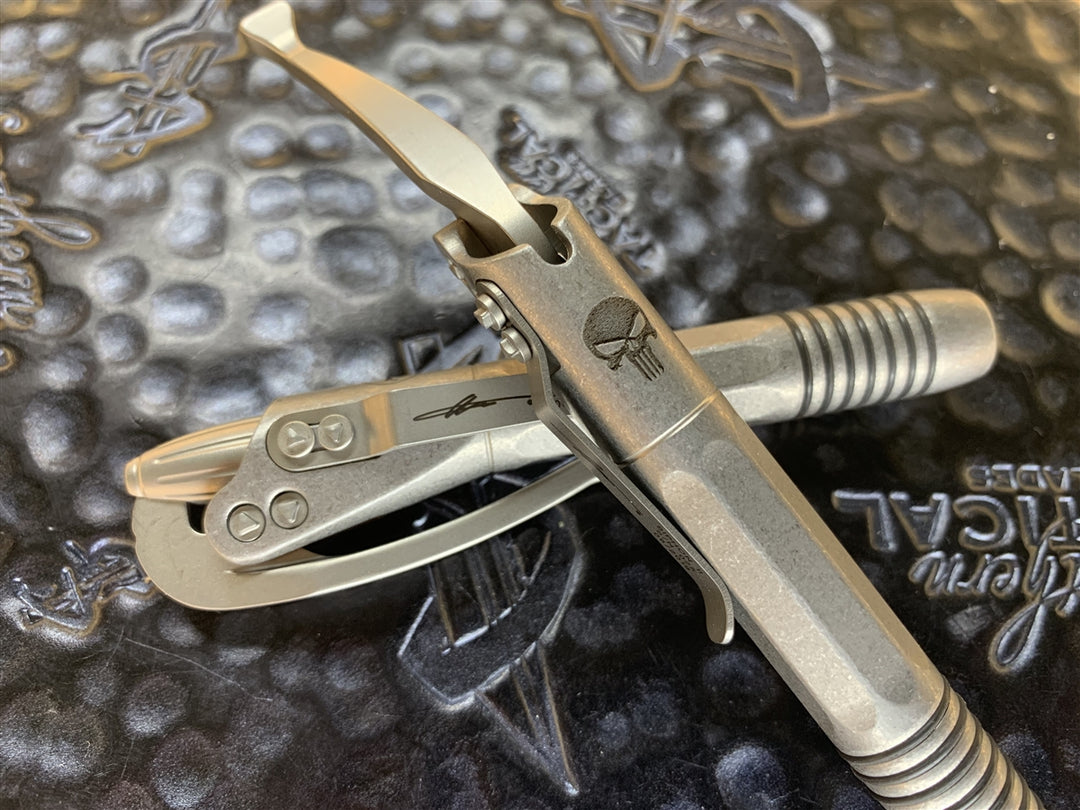 Microtech Siphon Ii Microtech Siphon II Signature Series Stonewashed Engraved Skull