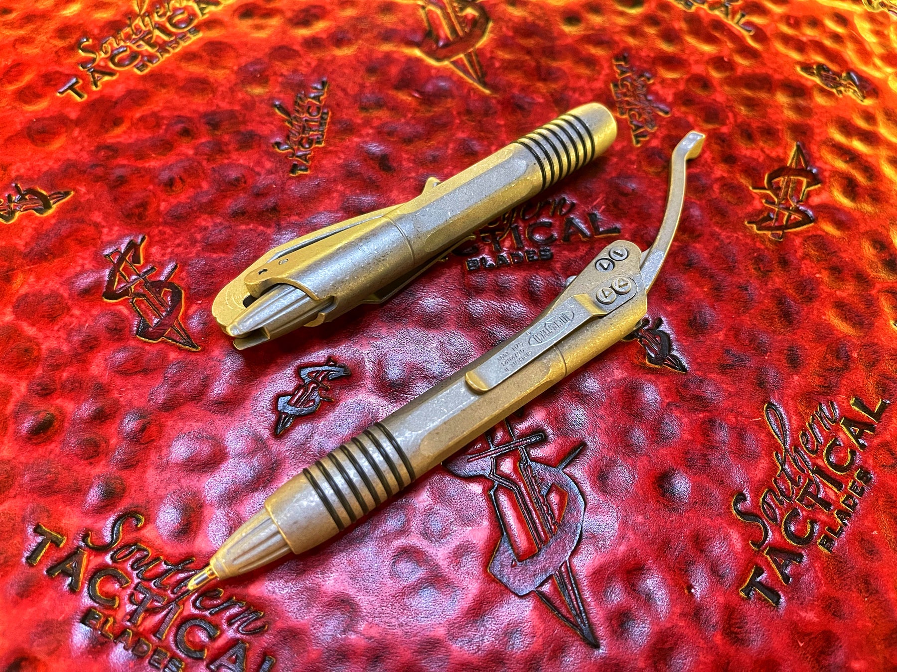 Microtech Siphon Ii Microtech Siphon II Apocalyptic Standard Custom Pen | SouthernBlades